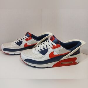 Nike Air Max 90 Flyease Sneakers